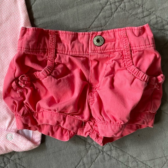 Pink Baby Outfit Lot ✨$7 BUNDLE✨ Size 3 months - Picture 4 of 5